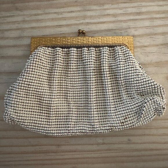 Vintage Mesh Whiting and Davis Small Clutch - Picture 3 of 12